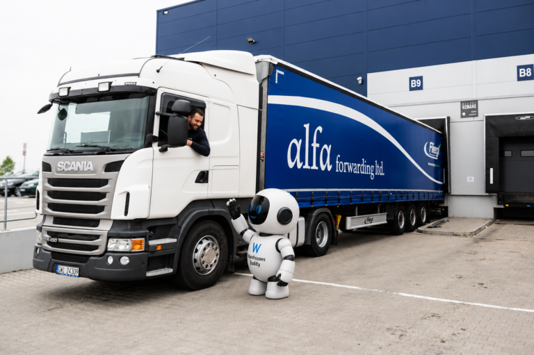 Warehouse Buddy: jak automatyzacja AI usprawnia obsługę w Grupie Alfa